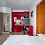 French Riviera Confidential Centre Les Pins Proche Des Plages アパート