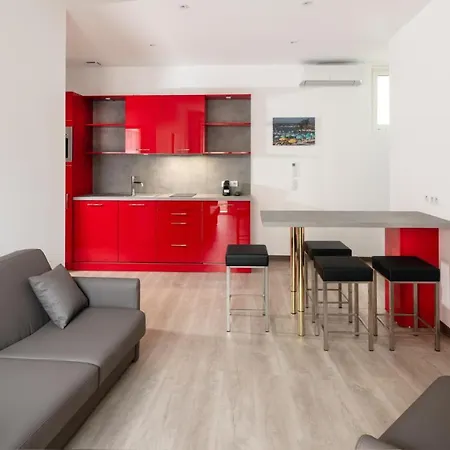Апартаменти French Riviera Confidential Centre Les Pins Proche Des Plages Жюан-ле-Пен